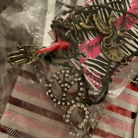 NWT 7 Piece Jewelry Lot 🦋 - Picture 6 of 8